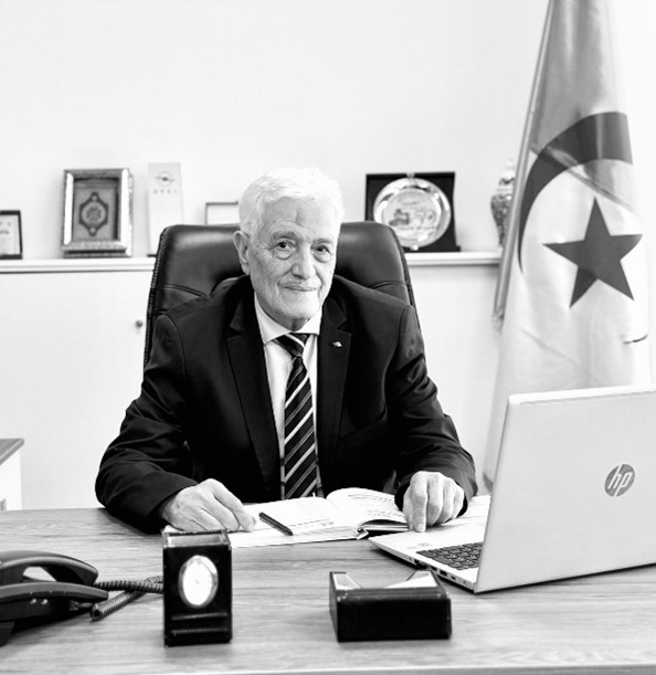 Photo du fondateur M. Halil
